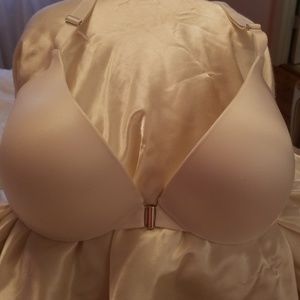 Body by Victoria racer back bra